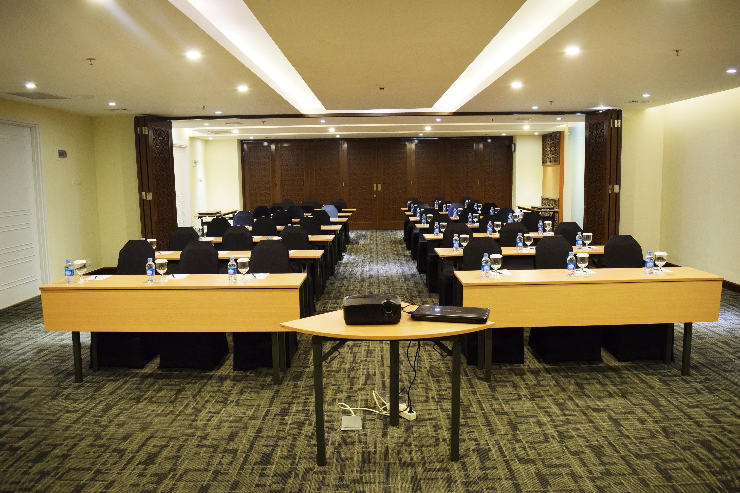 Swiss-Belhotel Lampung Μπαντάρ Λαμπούνγκ Εξωτερικό φωτογραφία
